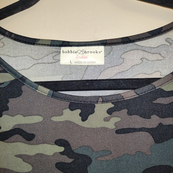 Dress by Bobbie Brooks size large - Picture 2 of 4